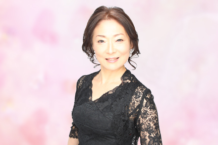 赤坂　摩希子